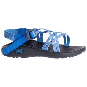 Women’s chacos NEW never worn